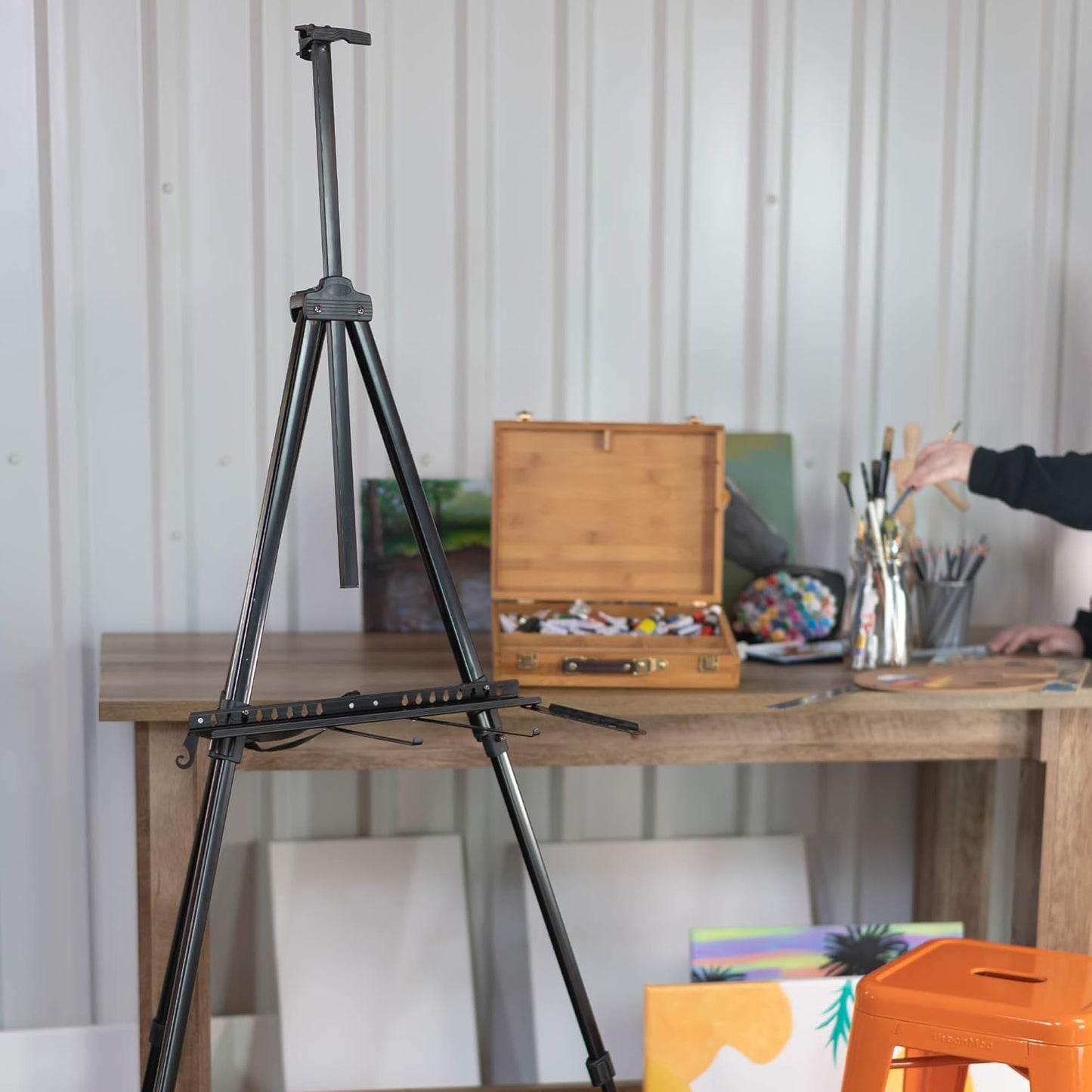Trekker Aluminum Adjustable Art Easel with Carry Bag