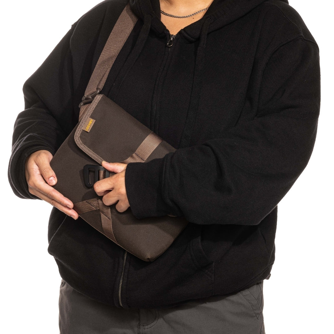 Lochby Field Sling - Odd Nodd Art Supply