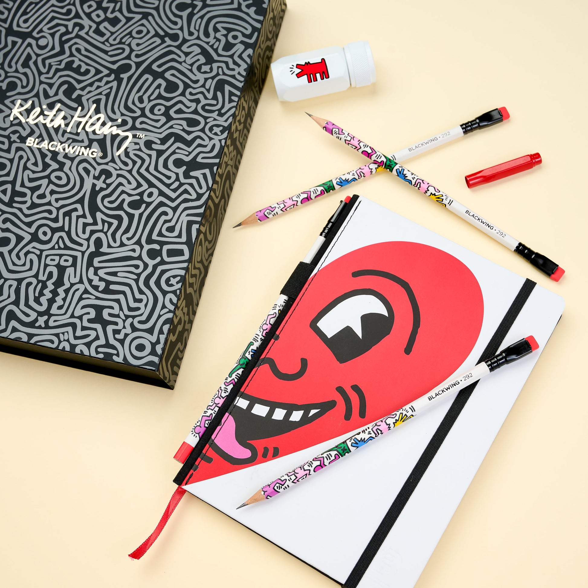 Smiling Heart Set Blackwing Volumes #292 Pencils - The Keith Haring Pencil